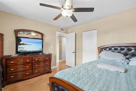 1830 N Lauderdale Avenue North Lauderdale FL 33068