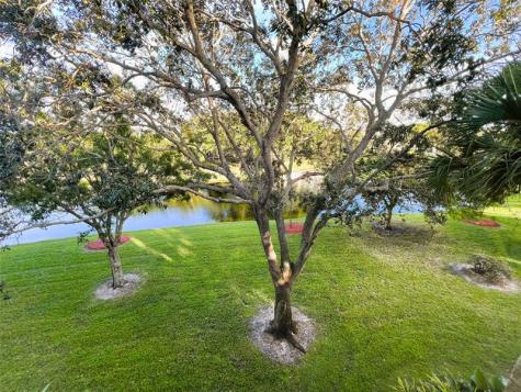 2101 Lucaya Bend Coconut Creek FL 33066