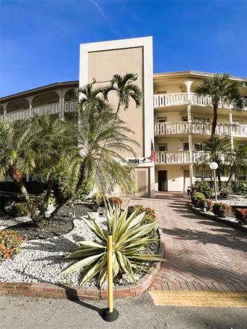 2101 Lucaya Bend Coconut Creek FL 33066