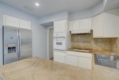 3140 NE 9th Avenue Pompano Beach FL 33064