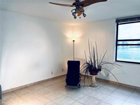 112 Lake Emerald Drive Oakland Park FL 33309