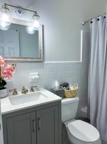 3300 N 67th Avenue Hollywood FL 33024