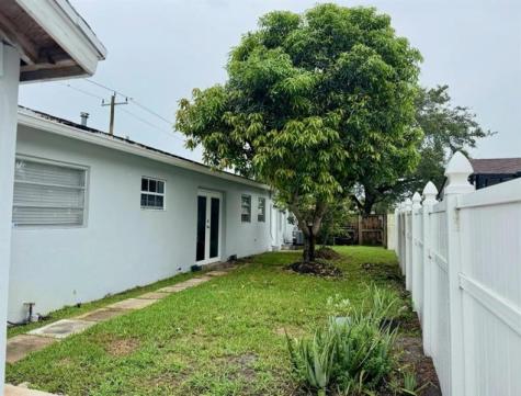 3300 N 67th Avenue Hollywood FL 33024