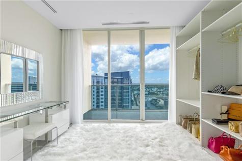 350 SE 2nd Street Fort Lauderdale FL 33301