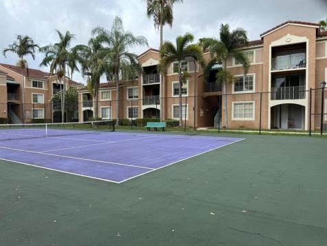 4852 N State Road 7 Coconut Creek FL 33073