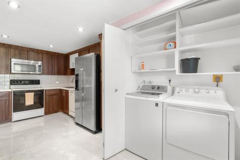 500 Oaks Lane Pompano Beach FL 33069
