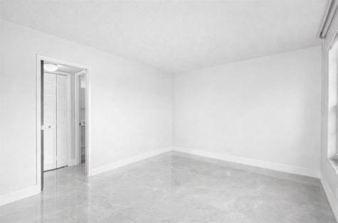 500 Oaks Lane Pompano Beach FL 33069