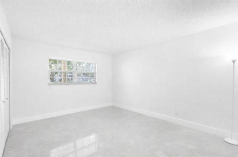 500 Oaks Lane Pompano Beach FL 33069