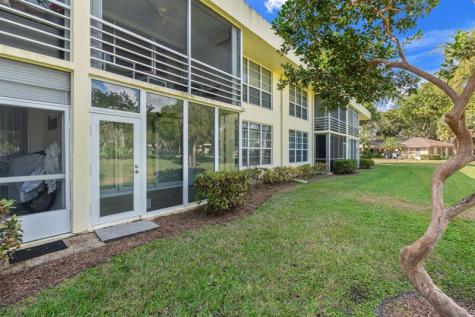 500 Oaks Lane Pompano Beach FL 33069