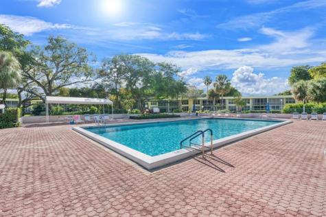 500 Oaks Lane Pompano Beach FL 33069