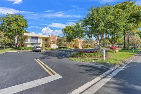 500 Oaks Lane Pompano Beach FL 33069