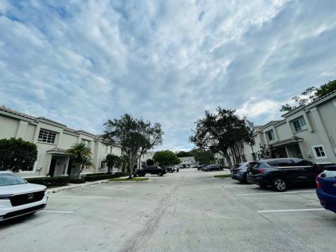 4854 NW 58th Manor Coconut Creek FL 33073