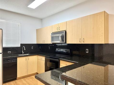 4854 NW 58th Manor Coconut Creek FL 33073
