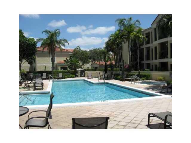 833 Riverside Drive Coral Springs FL 33071