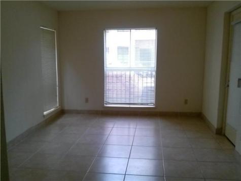 833 Riverside Drive Coral Springs FL 33071