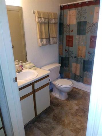 833 Riverside Drive Coral Springs FL 33071