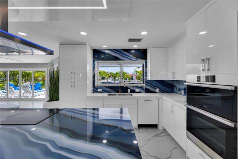 2720 NE 7th Street Pompano Beach FL 33062
