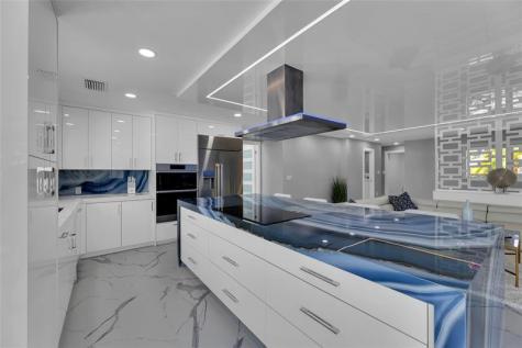 2720 NE 7th Street Pompano Beach FL 33062