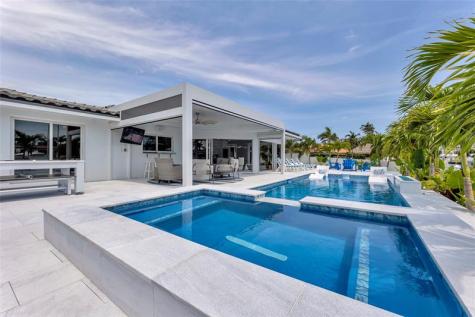 2720 NE 7th Street Pompano Beach FL 33062