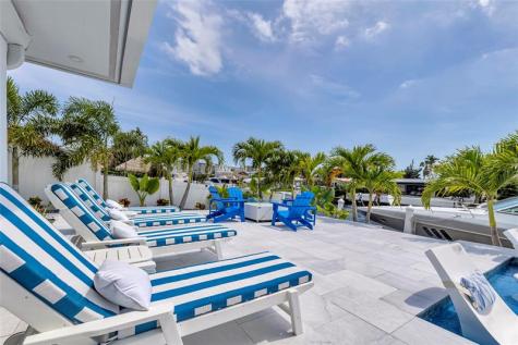 2720 NE 7th Street Pompano Beach FL 33062