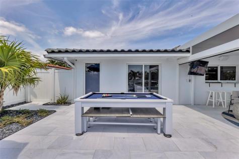 2720 NE 7th Street Pompano Beach FL 33062