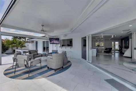 2720 NE 7th Street Pompano Beach FL 33062