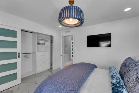 2720 NE 7th Street Pompano Beach FL 33062