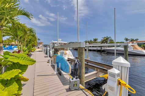 2720 NE 7th Street Pompano Beach FL 33062