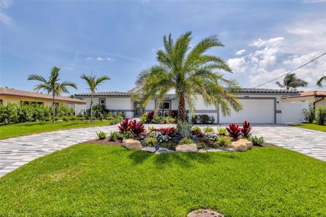 2720 NE 7th Street Pompano Beach FL 33062