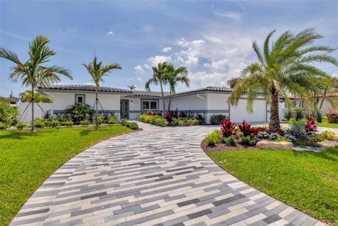 2720 NE 7th Street Pompano Beach FL 33062