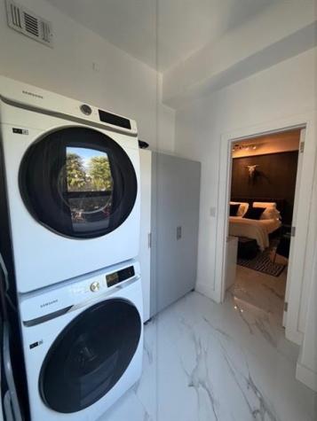 2421 Lake Pancoast Drive Miami Beach FL 33140