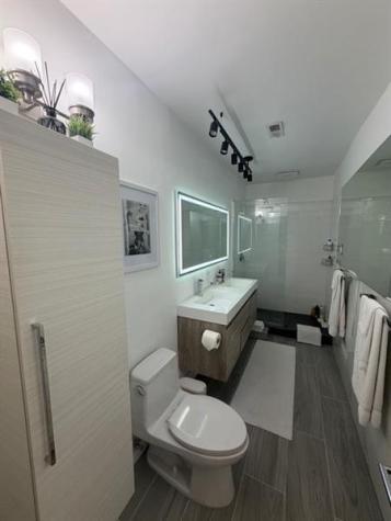 2421 Lake Pancoast Drive Miami Beach FL 33140