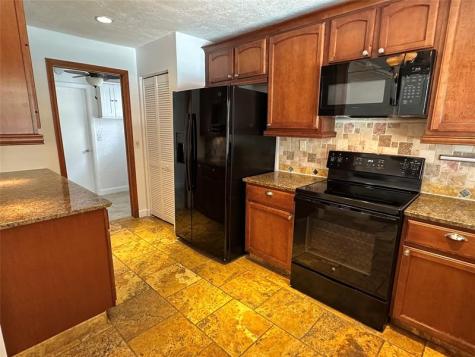 364 NW 107th Terrace Coral Springs FL 33071