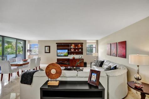 1361 S Ocean Bl Pompano Beach FL 33062