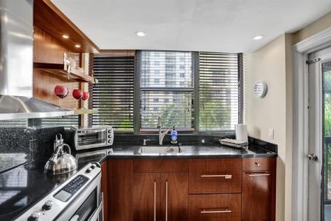 1361 S Ocean Bl Pompano Beach FL 33062