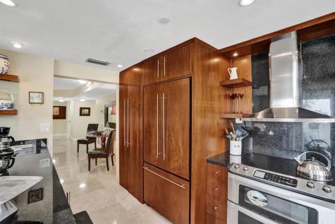 1361 S Ocean Bl Pompano Beach FL 33062