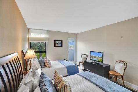 1361 S Ocean Bl Pompano Beach FL 33062