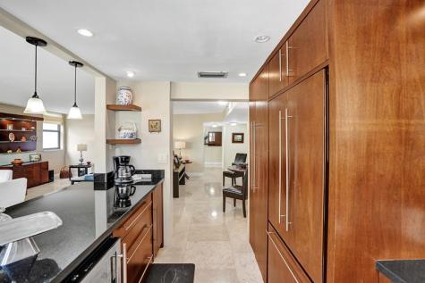 1361 S Ocean Bl Pompano Beach FL 33062