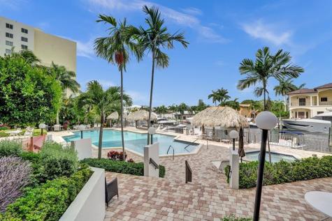 1361 S Ocean Bl Pompano Beach FL 33062