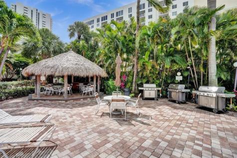 1361 S Ocean Bl Pompano Beach FL 33062