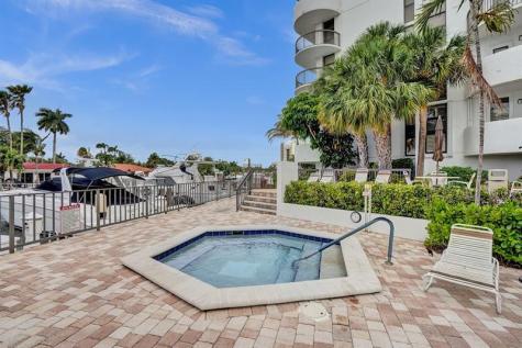 1361 S Ocean Bl Pompano Beach FL 33062