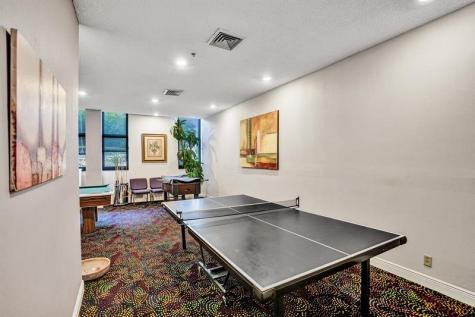 1361 S Ocean Bl Pompano Beach FL 33062