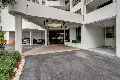 1361 S Ocean Bl Pompano Beach FL 33062