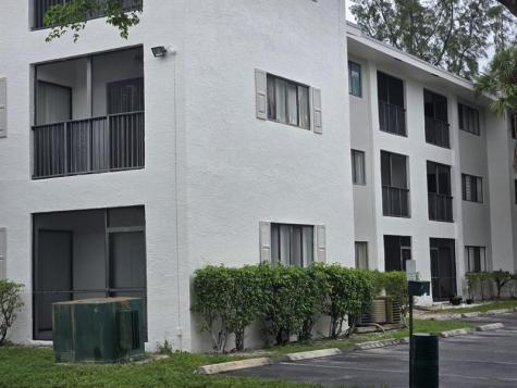2445 SW 18th Terrace Fort Lauderdale FL 33315