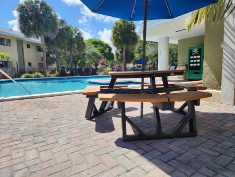 2445 SW 18th Terrace Fort Lauderdale FL 33315