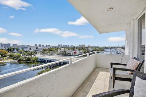 1160 N Federal Highway Fort Lauderdale FL 33304