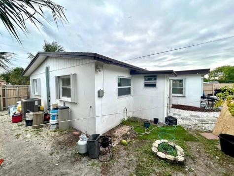 2441 NW 13th Street Pompano Beach FL 33069