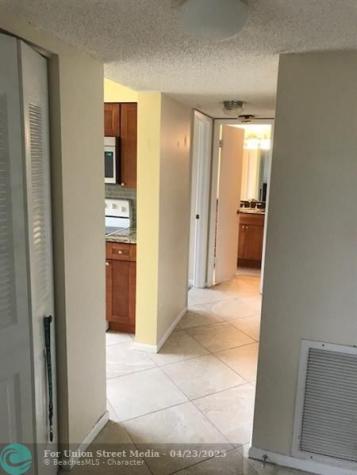 2455 Lindell Boulevard Delray Beach FL 33444