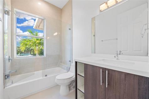 324 SW 14th Court Fort Lauderdale FL 33315