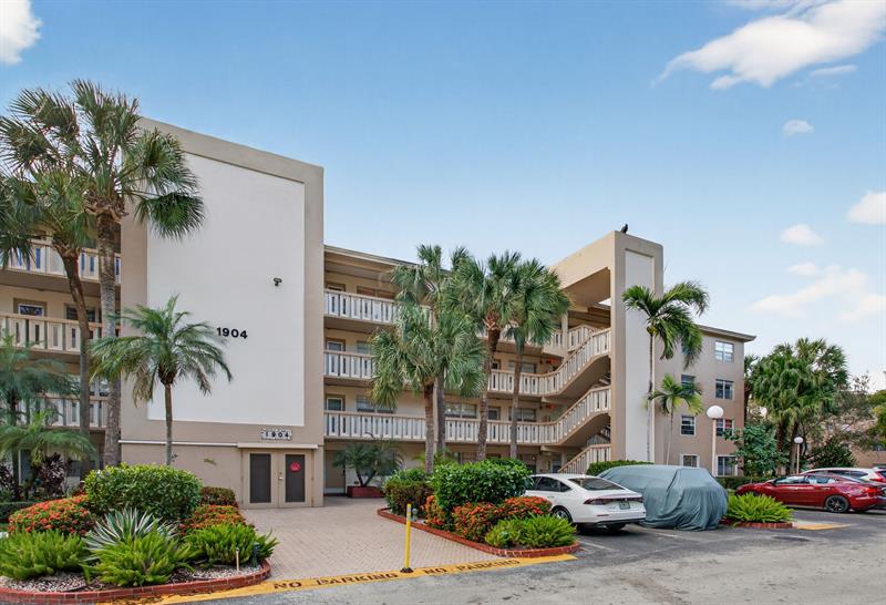 1904 Bermuda Circle Coconut Creek FL 33066